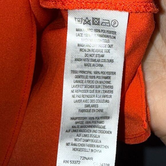 French Connection Chioma V-Neck Lace-Trim Top in Red size Medium EUC holiday - Picture 5 of 7